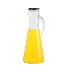 Hot Sell Large Size Glass Beverage Packaging Bottles with Handle and Screw Metal Cap